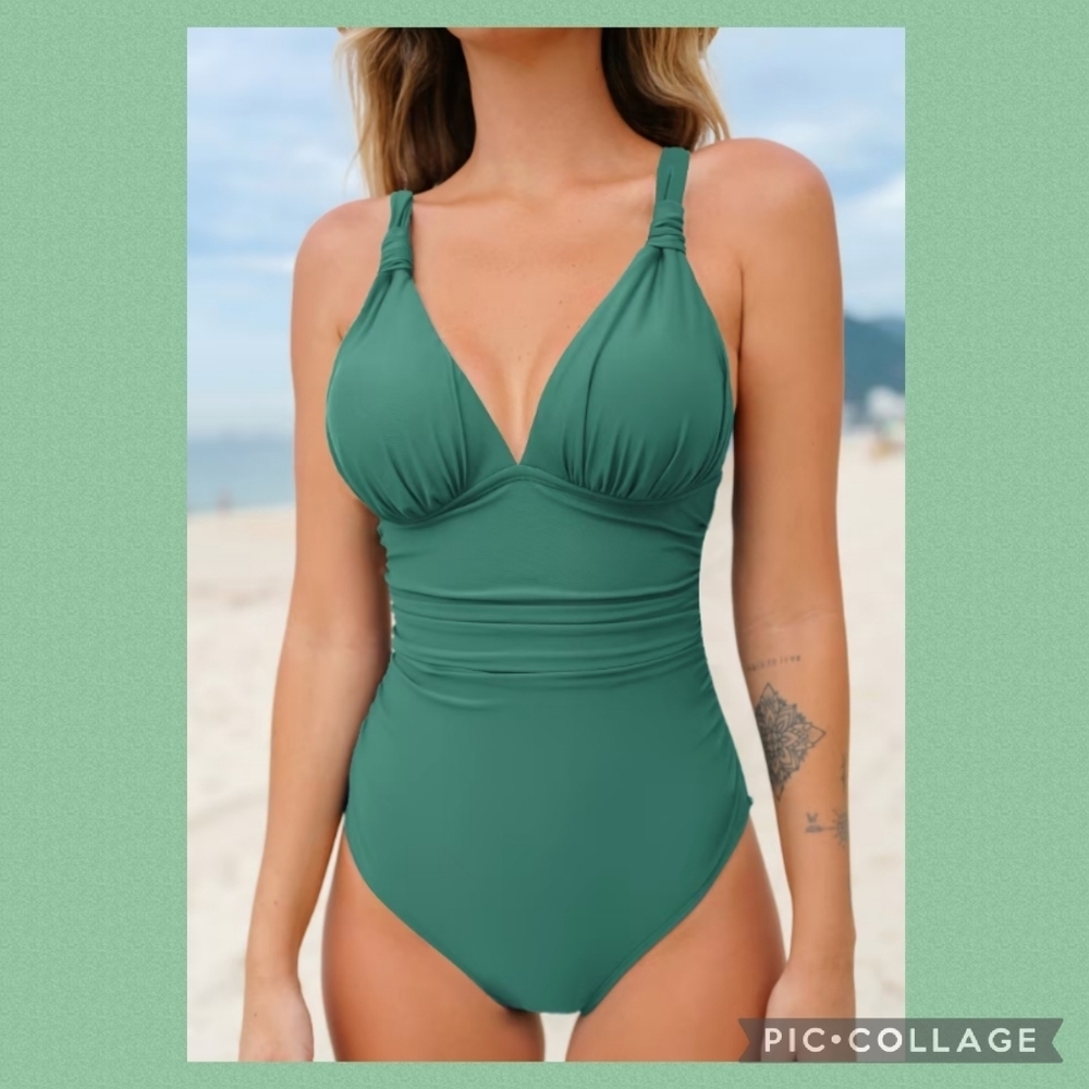 Sexy green one piece swimsuit. 30M 31L